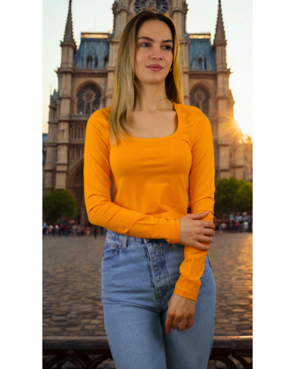 Kare yakalı rahat ve kaliteli Crop - Görsel 4