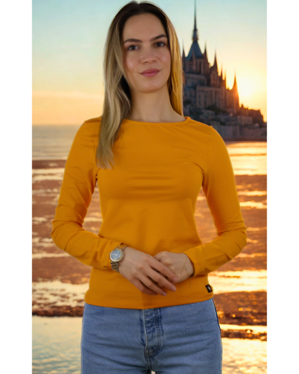 Rahat ve Şık Kayık Yakalı Turuncu T-shirt - Görsel 4