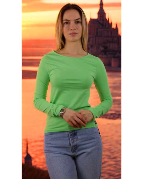 Rahat ve Şık Kayık Yakalı Su Yeşili T-shirt - Görsel 4